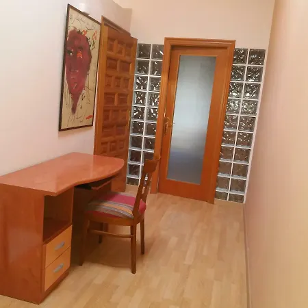 De Dos Plantas En Rua Plateria Lejlighed *