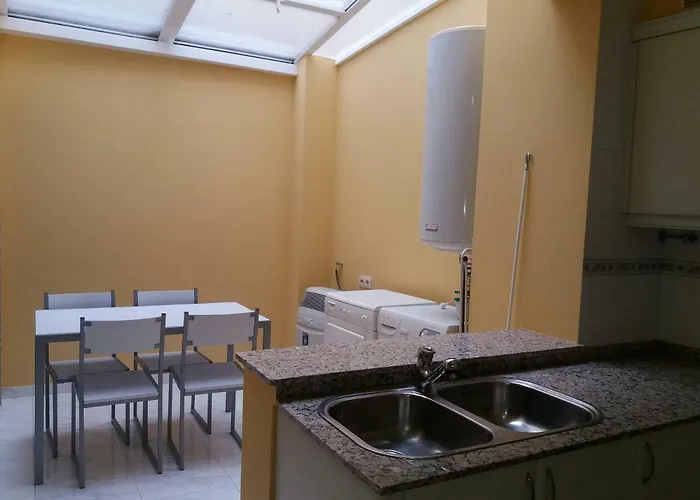 Daire De Dos Plantas En Rua Plateria